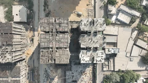 Drone flyby shot of under construction building in Karachi city of Pakistan Vídeos de archivo 307942588