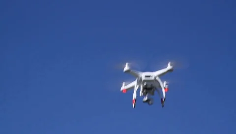 Drone flying in the air Video stock 89855302