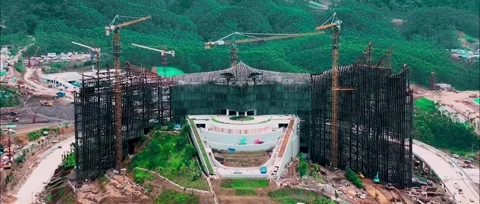 Drone Flying Forward over New Palace Development Site in Full HD. Vídeos de archivo 327993687