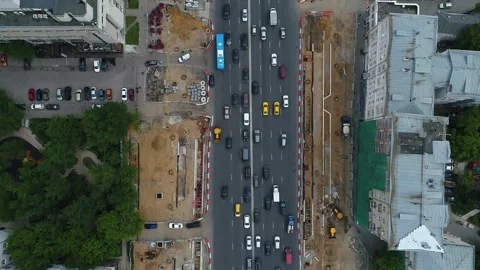 Drone flying forward over Zubovsky Boulevard reconstruction Vidéo 328993234