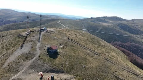 Drone flying in FPV mode over Mount Vermio cabin, hot summer in north Greece 動画素材 301606289