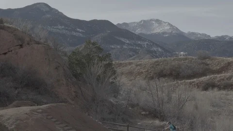 Drone Flying In Front of Pikes Peak Mountain in Colorado Springs Video stock 101670035