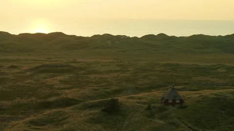 Drone flying next to beautiful old thatched roof summer house on the Danish.. Stock Footage 272293184