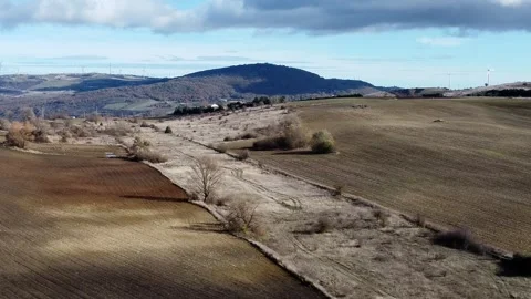 Drone flying over agricultural fields in the italian countryside. Stock-Footage 264093469
