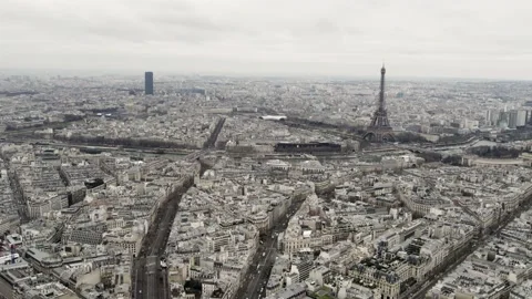 Drone flying over Eiffel tower paris in the morning beautiful France Vídeo Stock 171649238
