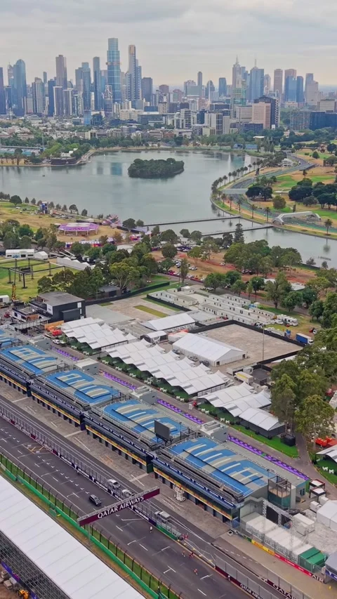 Drone Flying Over F1 Pit Lane Albert Park 스톡 동영상 329365249