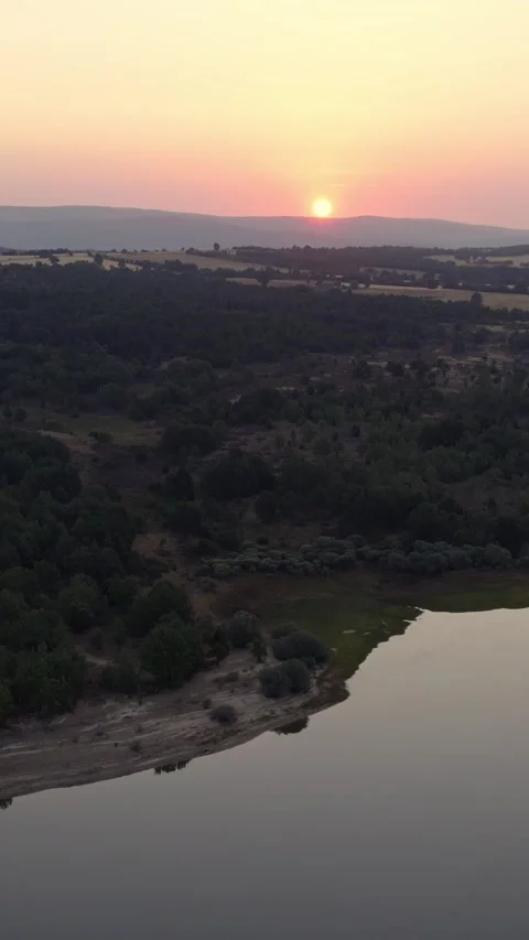Drone flying over La Cuerda del Pozo Reservoir in Soria, Spain Видео 342607449