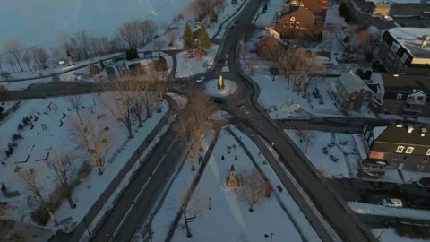 Drone flying over the main street of the city of chambly quebec canada in Vidéo 341584294