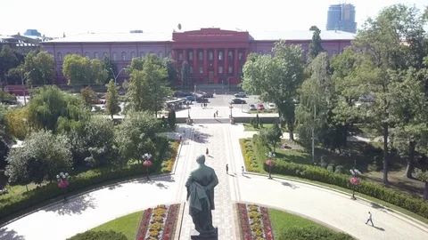 Drone flying over Taras Shevchenko National University of Kyiv, Red University 動画素材 114676539