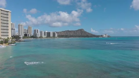 Drone Flying Over Waves Toward Diamond Head In Waikiki, Honolulu, Hawaii Video stock 154167070