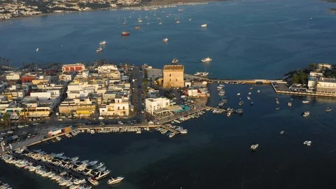 Drone Flying Slightly Forward Over Porto Cesareo's Coast And Boats Видео 120032027