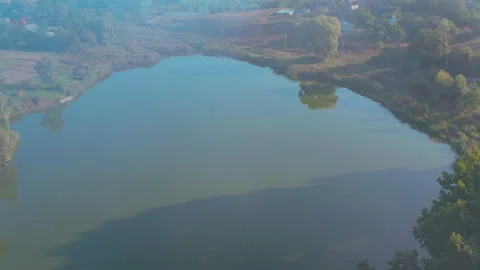 The drone flying through the smoke from a forest fire looks like clouds. Vídeos de archivo 144327974