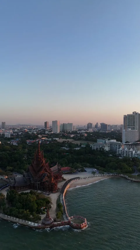 Drone Flying Towards the Sanctuary of Truth Temple in Pattaya, Thailand Stock-Footage 335841592