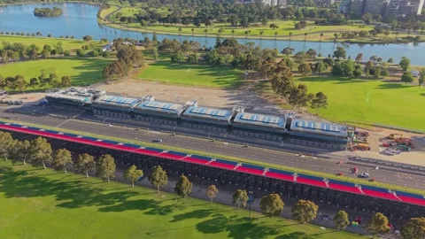 Drone Flyover of Albert Park Formula 1 Pit Building in Melbourne Vídeo Stock 325683366