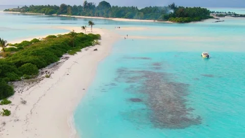 Drone flyuing along Maldive paradise tropical island Stockbeeldmateriaal 197459965