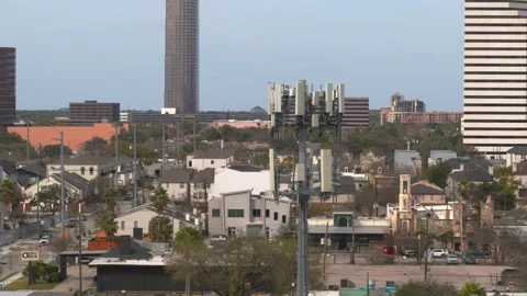 Drone Footage of 5G Wireless Network Towers and Telecom Antennas 動画素材 330956880