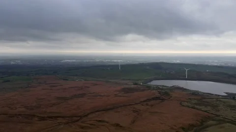 Drone Footage Cloudy Day Over Ashworth Moor Reservoir 1 動画素材 220112222