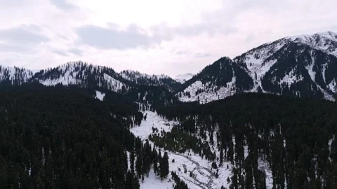 Drone footage of the mesmerizing white landscape of Dhoodhpathri. Stock Footage 311793783