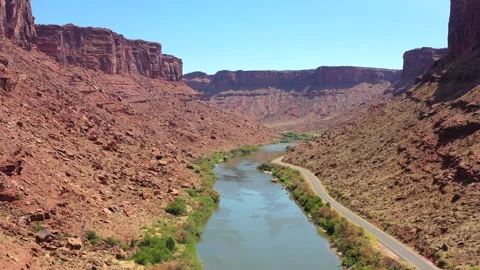 Drone footage over central Utah 스톡 동영상 285572284
