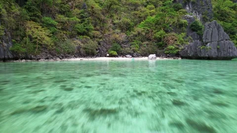 Drone footage in philippines of Beaches and rocks Vídeos de archivo 243135853