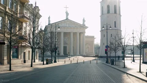 Drone footage with pull back from Cathedral square  in Vilnius. Stock Footage 155580699