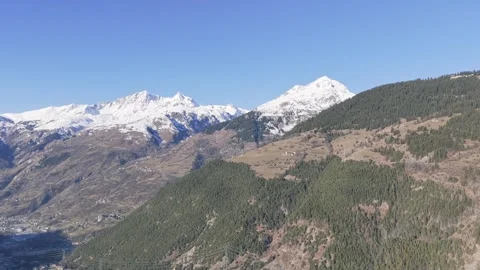 Drone footage showcasing a panoramic view of the French Alps near Bourg Saint Stock Footage 346673002