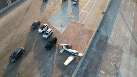 Drone Footage Shows Plane Blocking San Diego Highway 库存影片 327824941