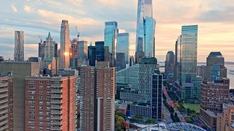Drone footage with slow panning in front of New York City skyscrapers Video stock 118555553