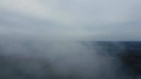 Drone Footage: Through the Clouds Vídeo Stock 280851366