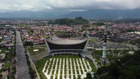 Drone Forward Push-In Over Padang Grand Mosque, West Sumatra, Indonesia Stock Footage 315248844
