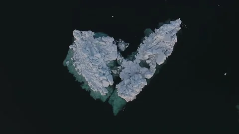 (Drone) Heart shaped drift ice in Japan Stock Footage 226872952