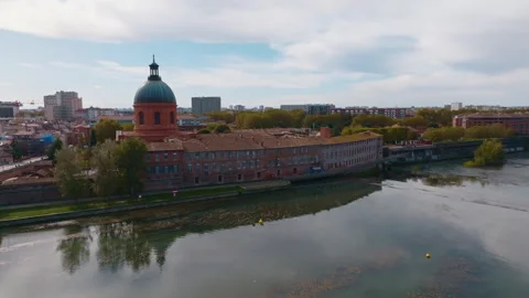 Drone hyperlapse view of Toulouse and the chapelle Saint Joseph de La Grave Stock Footage 327458741