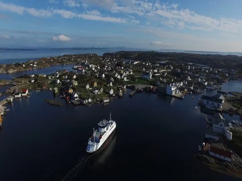 Drone. Island. Ferry. 4k Vídeos de archivo 77990235