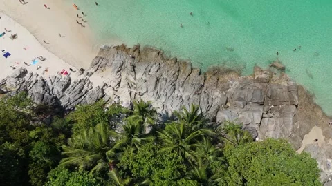 Drone Jungle Dive to Freedom Beach Phuket Beach Reveal Vídeos de archivo 332512883