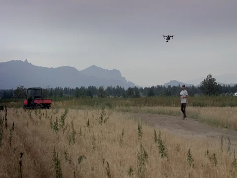Drone Landing- Dramatic with dust from road Video stock 83237430