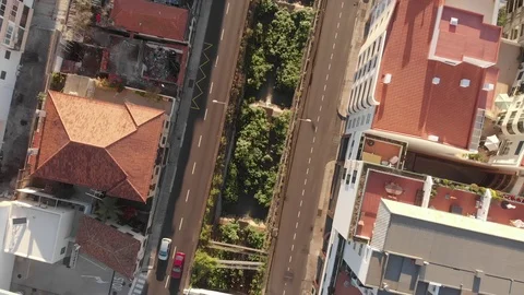 Drone landing Stockbeeldmateriaal 120758693