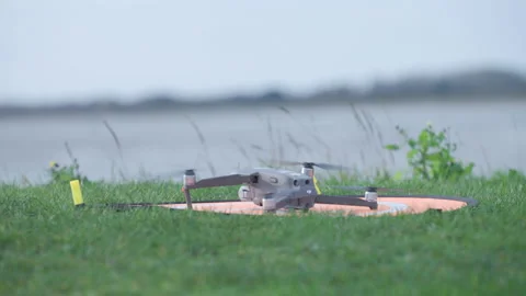Drone Liftoff in Emsworth 動画素材 168242622