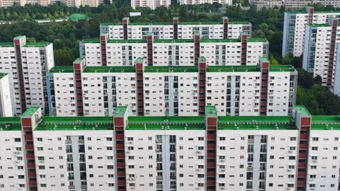 Drone at Mido Apartment in Daechi-dong, Gangnam-gu, Seoul, Korea.10 Vídeo Stock 250397449