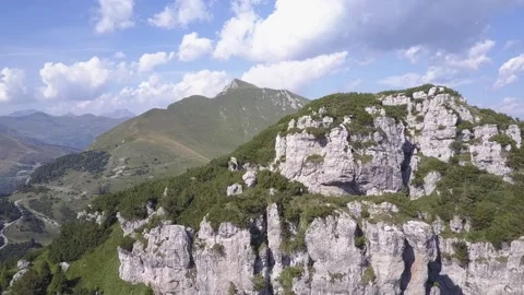 Drone Mountain View 11 Extreme Alps 動画素材 150627992