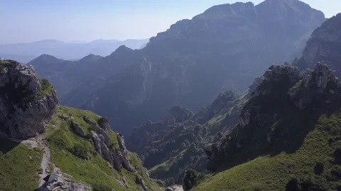 Drone Mountain view 6 動画素材 150628522