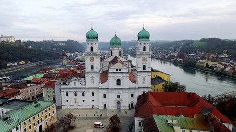 Drone move over Cathedral UHD 스톡 동영상 70072424