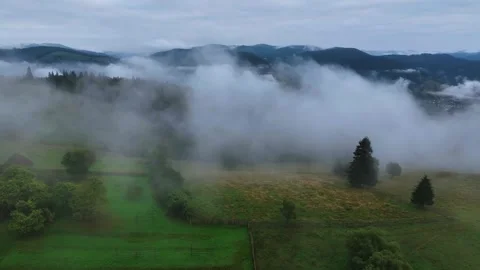 Drone Moving Right, Rotating for a Scenic View Video stock 289577675
