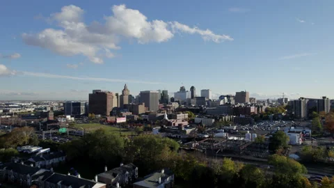 Drone moving through Staten Island 動画素材 170315678