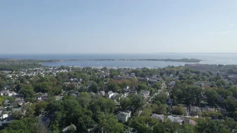 Drone moving toward large bay Video stock 170346925