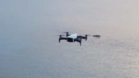 Drone New Generation with High resolution Camera Flying on the Sea 8 Vidéo 91227495