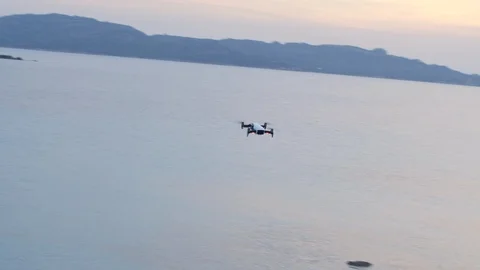 Drone New Generation with High resolution Camera Flying on the Sea 9 Видео 91227610