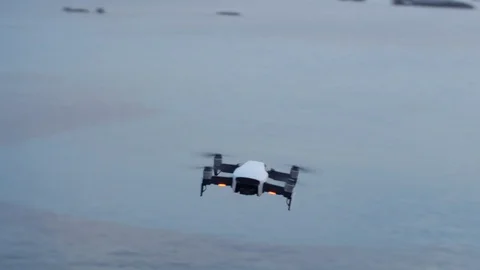 Drone New Generation with High resolution Camera Flying on the Sea 11 Vidéo 91227643
