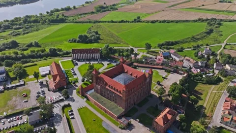 Drone orbiting around Gniew Castle and Marysienka Palace in Poland 스톡 동영상 324782162