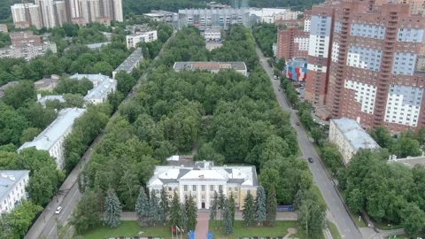 Drone orbiting city square with park in Khimki Stock Footage 333415314