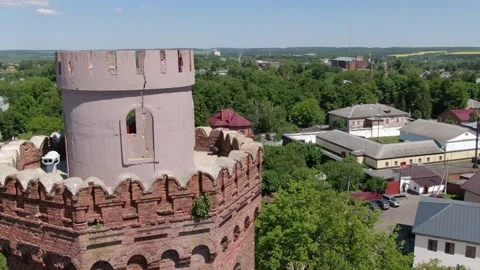 Drone orbiting top of historic fire tower Stockbeeldmateriaal 333497139